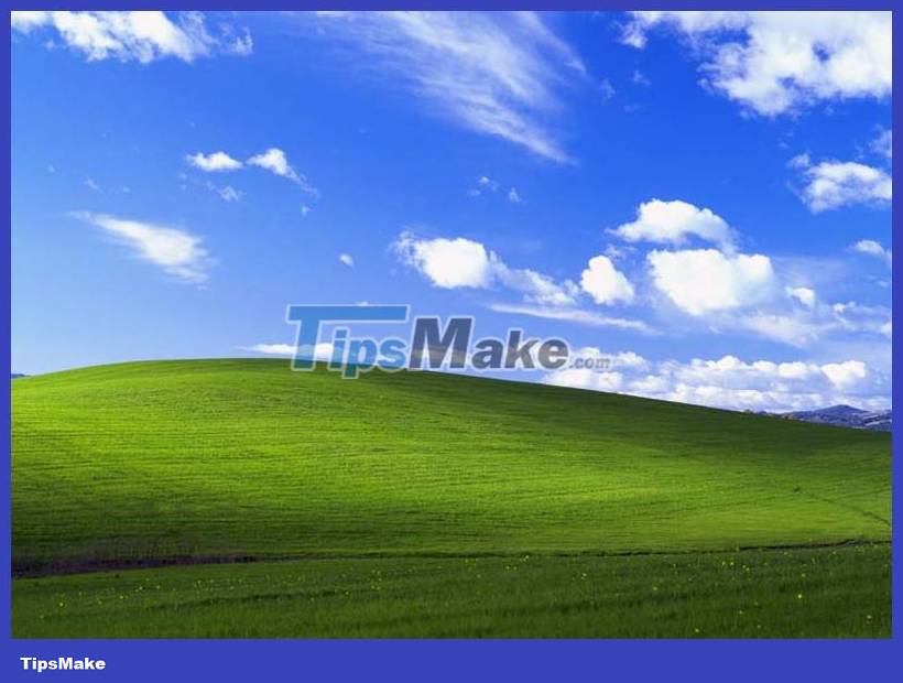 Download the nostalgic Windows XP SP2 wallpaper set Picture 1