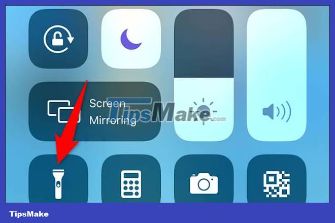 How to adjust flash brightness on Android phones and iPhones Picture 1