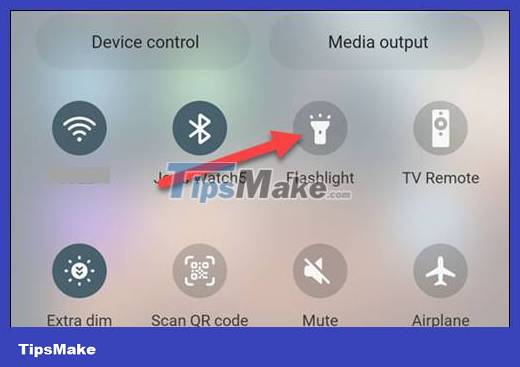 How to adjust flash brightness on Android phones and iPhones Picture 3
