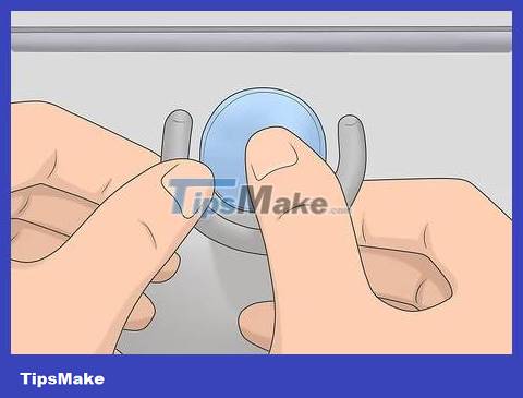 How to Attach a Popsocket (phone holder) Picture 13