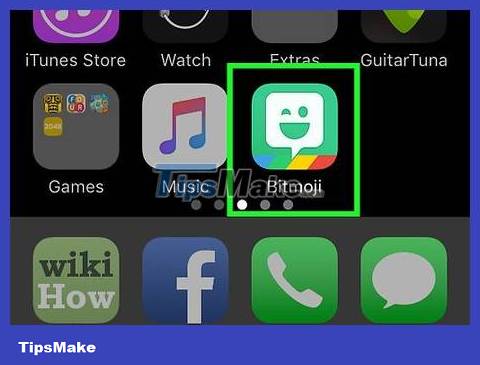 How to Change Your Bitmoji Character's Outfit Picture 1