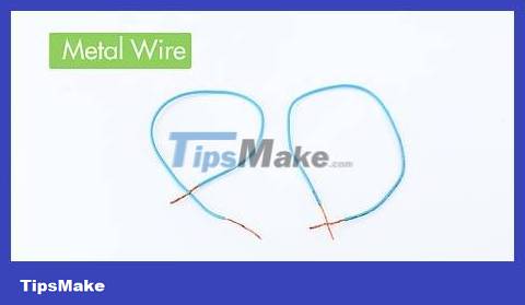 How to Charge a Battery Without a Charger Picture 5