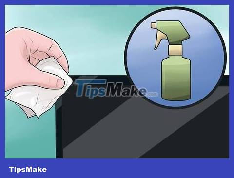 How to Clean a Laptop Screen Using Household Products Picture 4