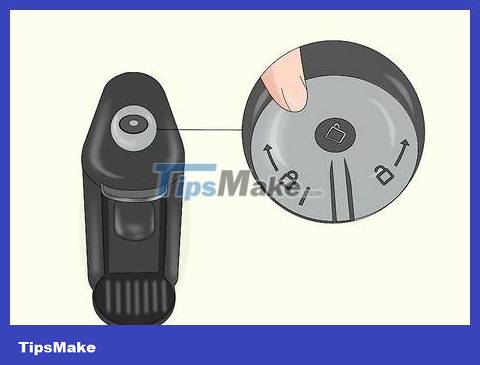 How to Clean a Nespresso Capsule Coffee Maker Picture 8