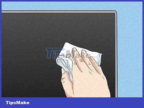 How to Clean Fingerprints and Dust on Samsung QLED TV Picture 1