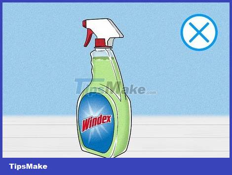 How to Clean Fingerprints and Dust on Samsung QLED TV Picture 3