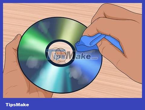 How to Clean Game Discs Picture 5