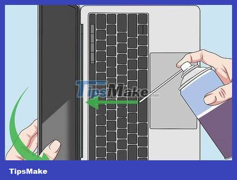 How to Clean MacBook Pro Keyboard Picture 5