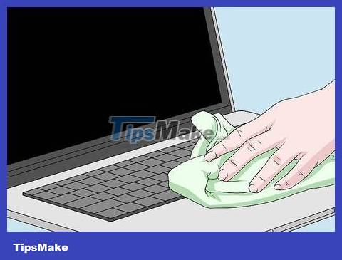 How to Clean MacBook Pro Keyboard - TipsMake.com