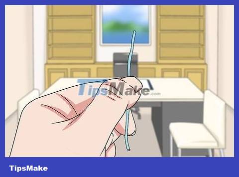 How to Clean the Headphone Jack Picture 9