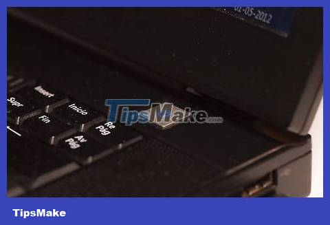 How to Connect a Laptop to a TV Picture 14