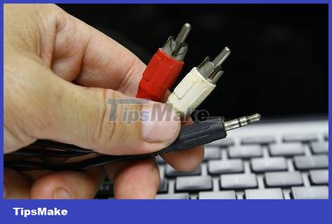 How to Connect Macbook Pro to TV Picture 4