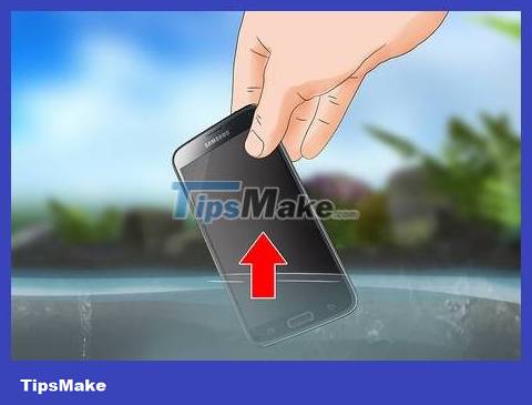 How to Dry Your Phone Without Using Rice Picture 5