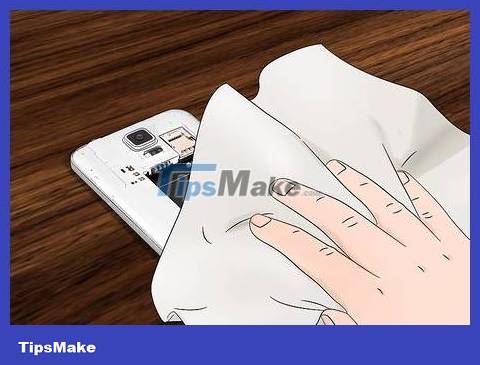 How to Dry Your Phone Without Using Rice Picture 7