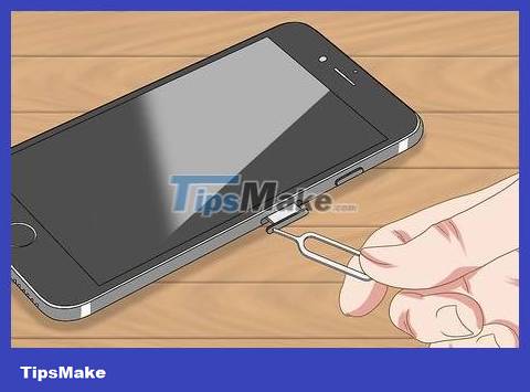 How to Fix a Water Damaged iPhone Picture 4