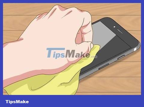 How to Fix a Water Damaged iPhone Picture 5