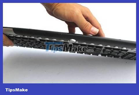How to Fix Stuck Keyboard Buttons Picture 3