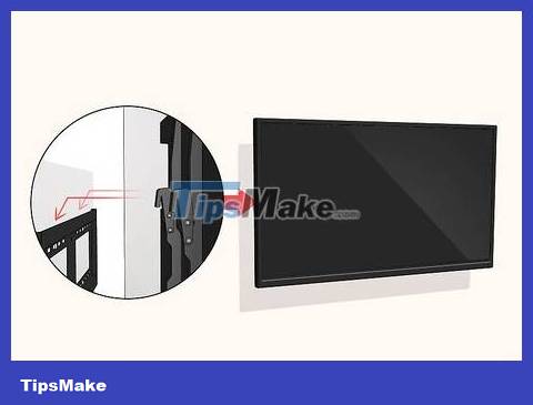 How to Hang a Flat Screen TV on a Drywall Picture 15