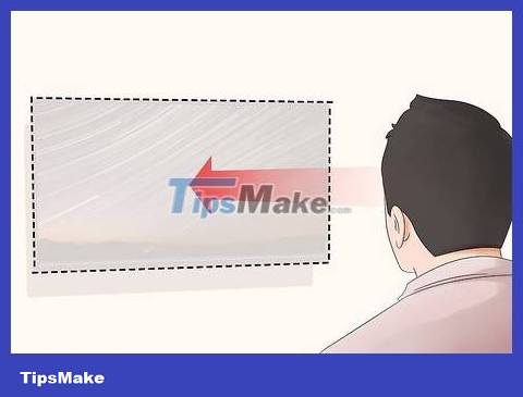 How to Hang a Flat Screen TV on a Drywall Picture 3