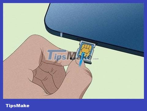 How to Insert SIM Card into iPhone Picture 8