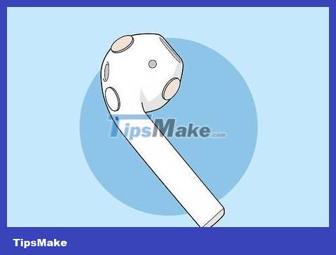 How to keep AirPods from falling out of your ears Picture 6