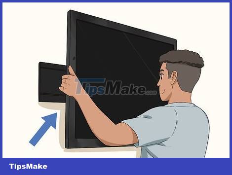 How to Remove a TV from a Mount Picture 8