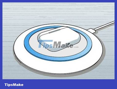 How to Tell if AirPods Pro are Charging Picture 10