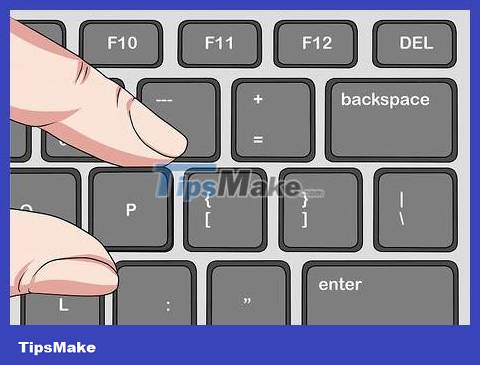 How to Temporarily Remove Keys from Macbook Picture 13