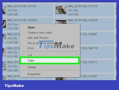 How to Transfer Pictures from iPod to Computer Picture 4