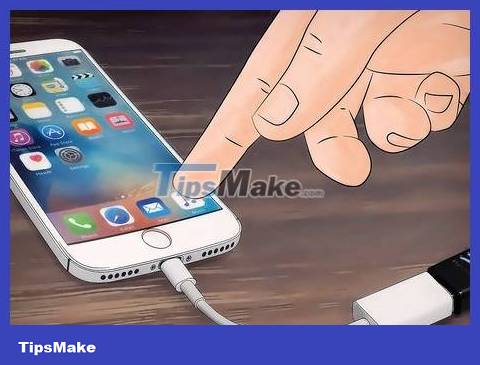 How to Use Headphones on iPhone 7 Picture 12