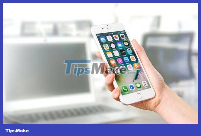 Is it safe to use a phone that no longer has security updates? Picture 2