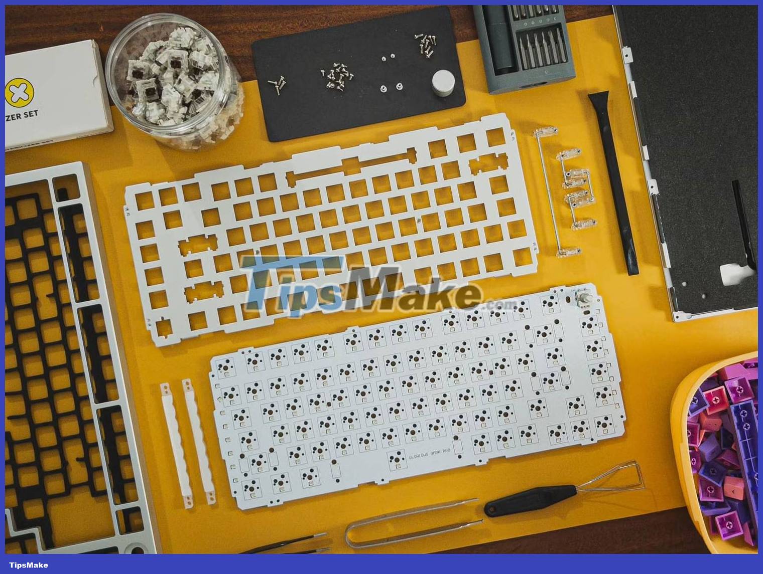 Should I buy a custom or pre-built mechanical keyboard? Picture 2