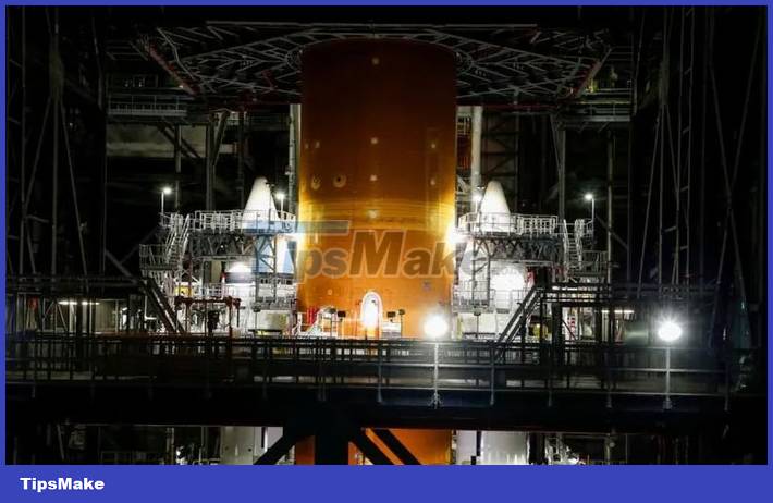 The Orion spacecraft successfully launched, beginning its journey to explore the Moon Picture 12