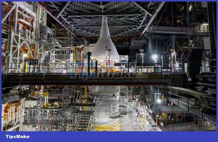 The Orion spacecraft successfully launched, beginning its journey to explore the Moon Picture 13