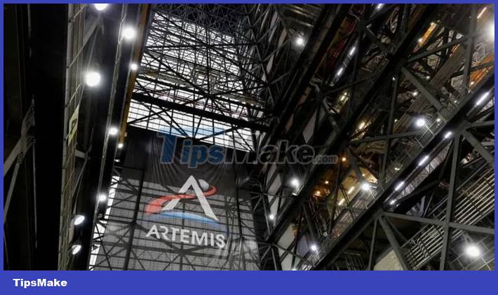 The Orion spacecraft successfully launched, beginning its journey to explore the Moon Picture 14