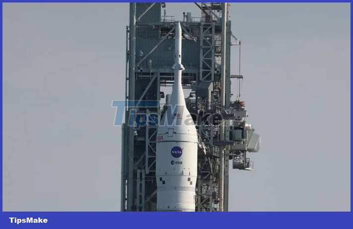 The Orion spacecraft successfully launched, beginning its journey to explore the Moon Picture 2