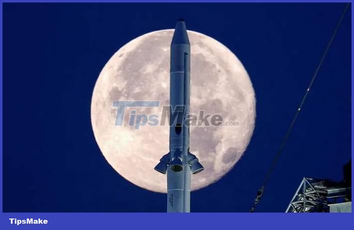 The Orion spacecraft successfully launched, beginning its journey to explore the Moon Picture 7