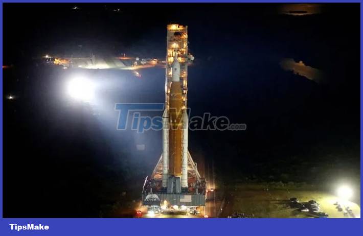 The Orion spacecraft successfully launched, beginning its journey to explore the Moon Picture 8