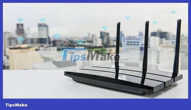 Which type of wireless router has the longest range? Picture 1