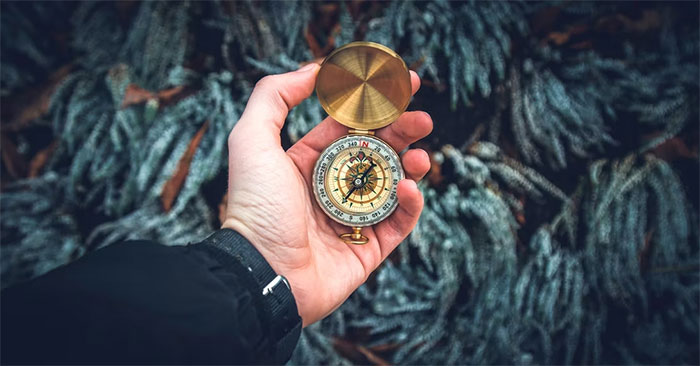 11 Top Compass Apps for Phones: Top Picks and Buying Guide