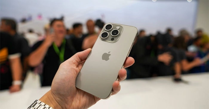 DxOMark ranks iPhone 15 Pro Max as the smartphone with the best selfie ...