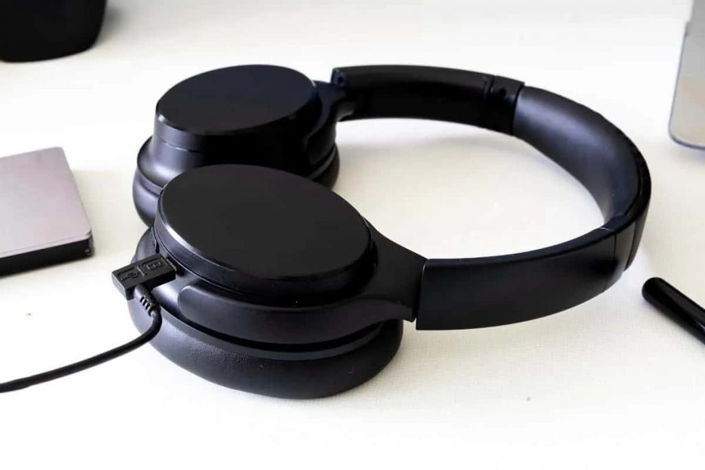 How to Charge Bluetooth Headphones to Extend Battery Life: Step-by-Step Guide