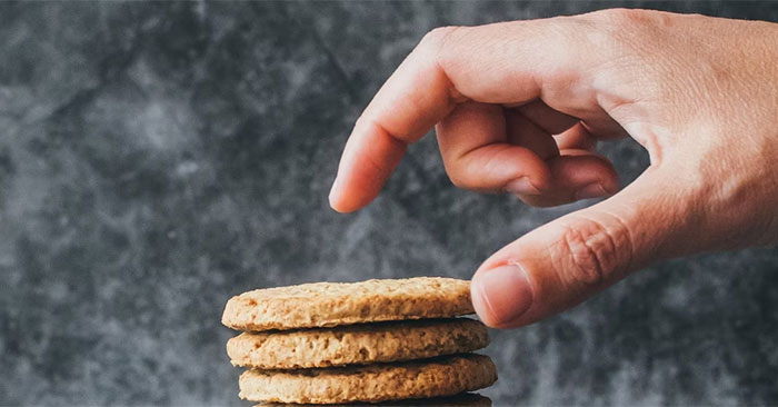Is It Really Necessary to Accept All Cookies When Browsing the Web Explained