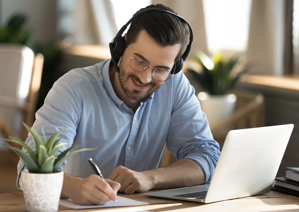 Top 15 Headphones with Mic Worth Buying Today: Key Facts