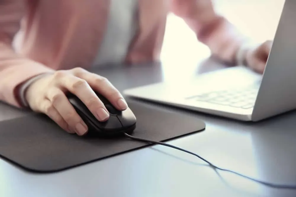 Top 3 Ways to Properly Hold a Mouse to Protect Your Wrist: What to Know