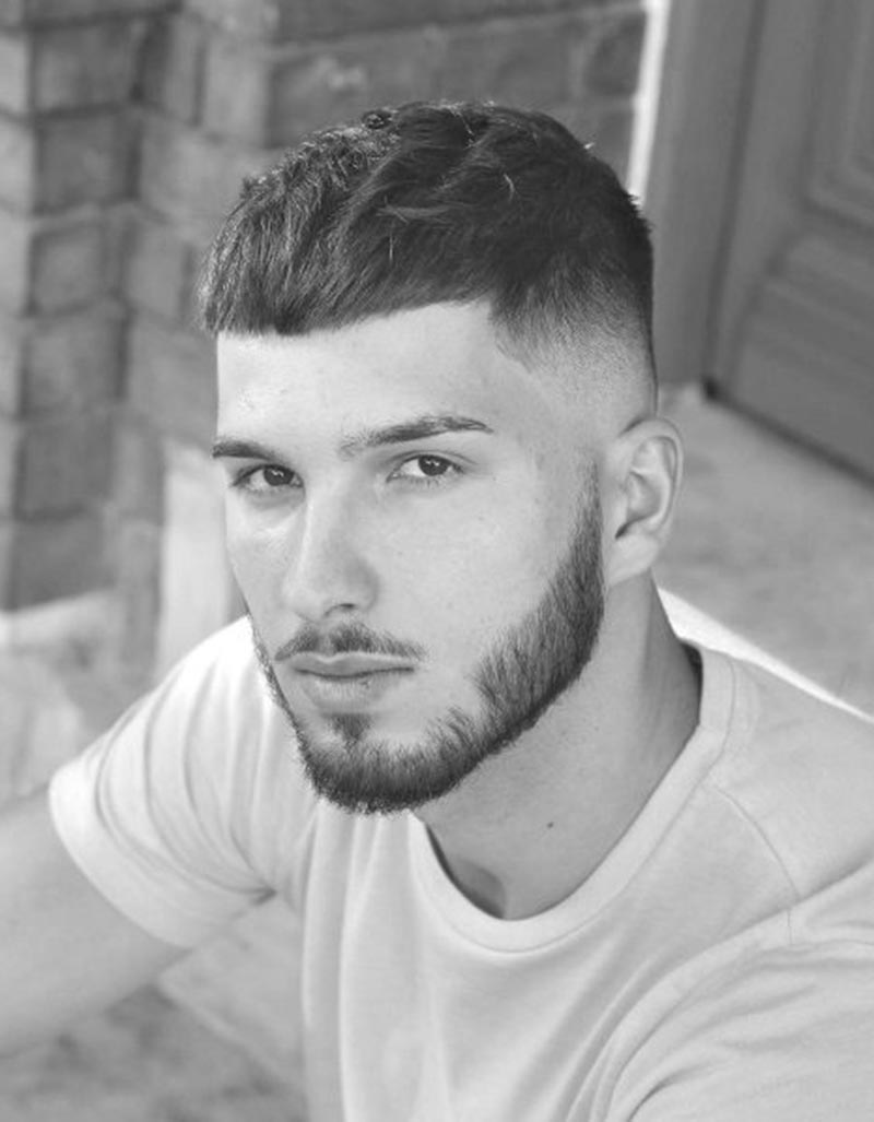 30+ The most beautiful short hairstyles for men with round faces Picture 10