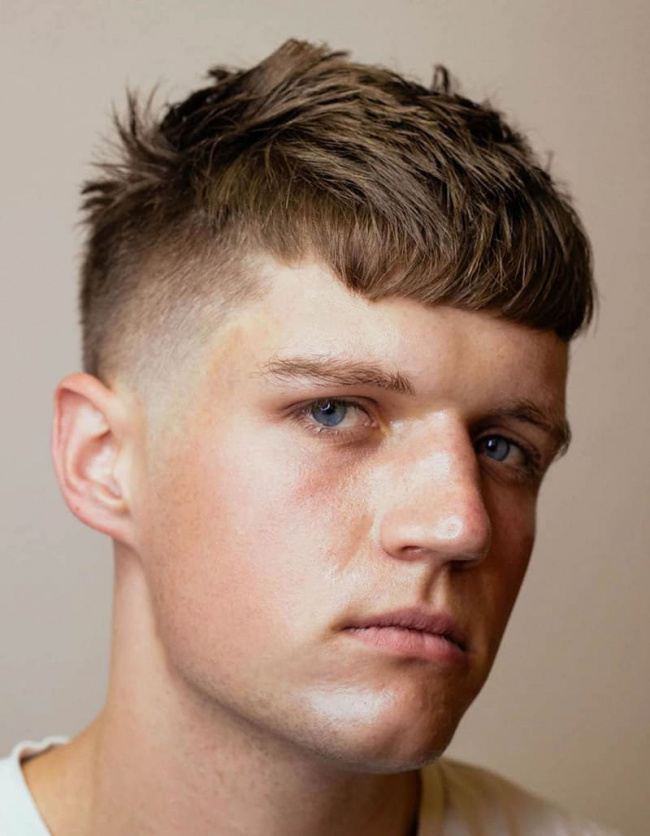 30+ The most beautiful short hairstyles for men with round faces Picture 17