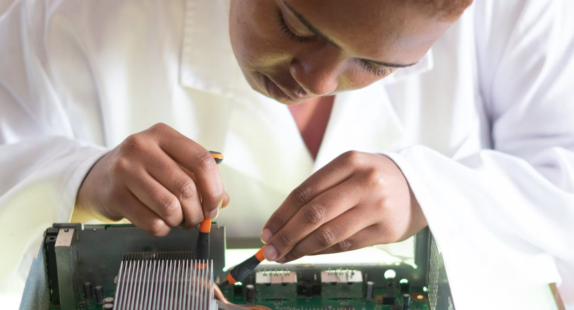 7 ways to fix Windows error not detecting graphics card Picture 9