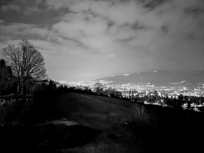 8 tips to take better night photos with Android phones Picture 8