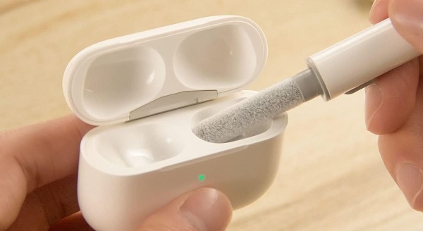 AirPods show a red exclamation mark, how to fix it here Picture 3